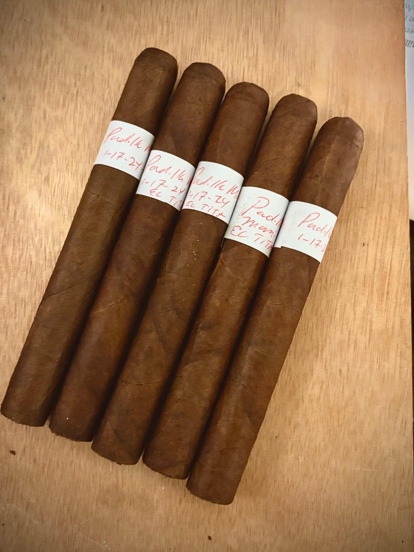 .Found in the Vault: 35 Five-Packs of Aged Padilla Miami 6x50s from El Titán de Bronze—