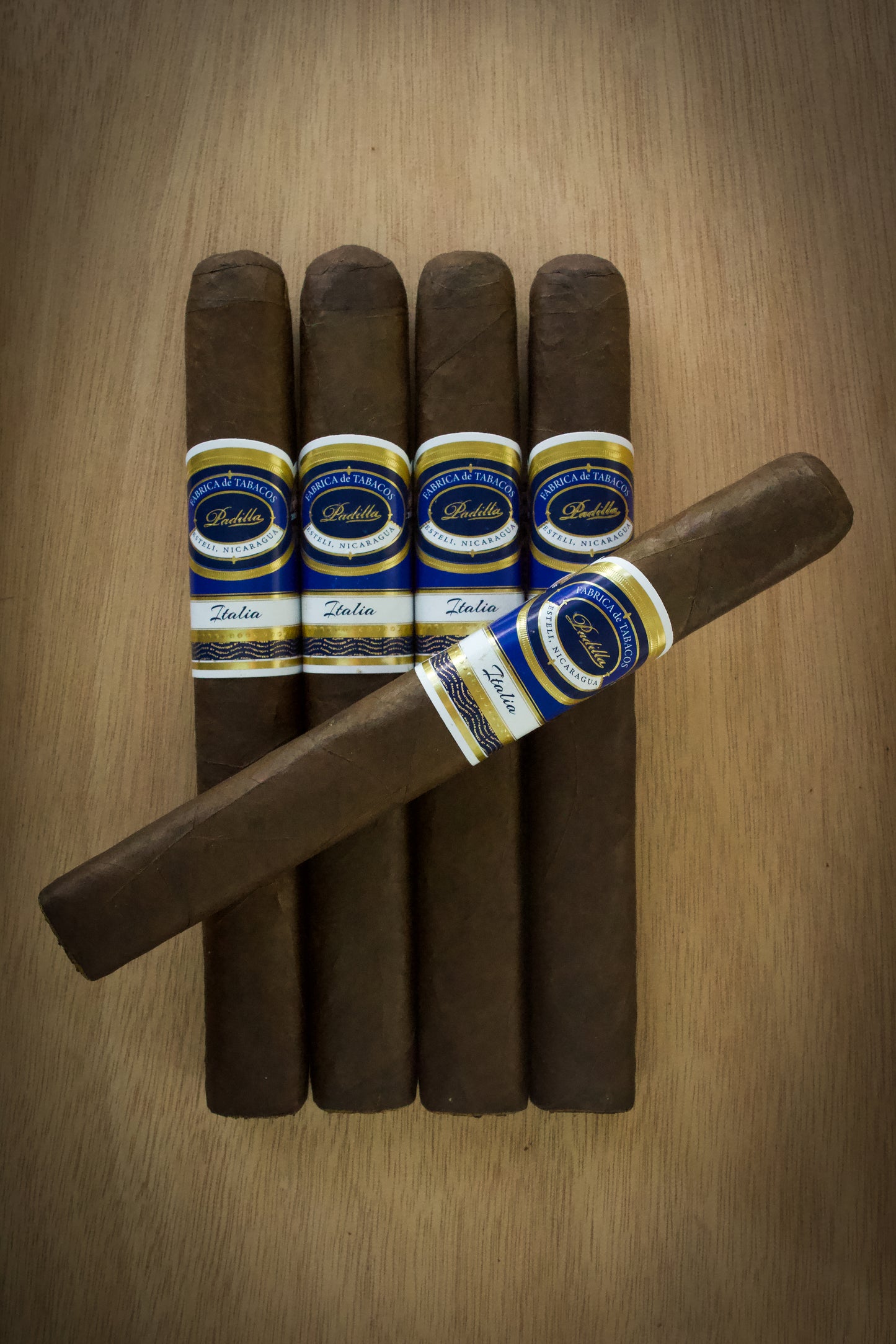 Padilla Italia Maduro box press Robusto 10 Pack