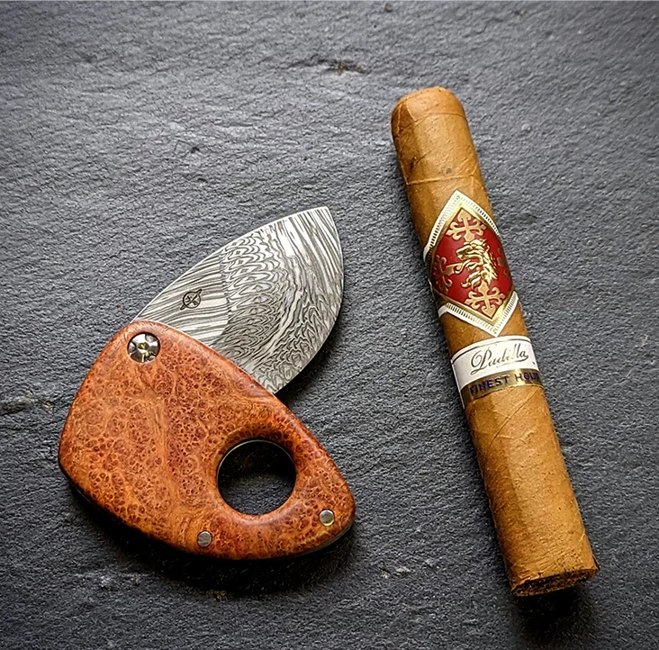 Custom Damascus Steel Cigar Cutter – Padilla Cigars